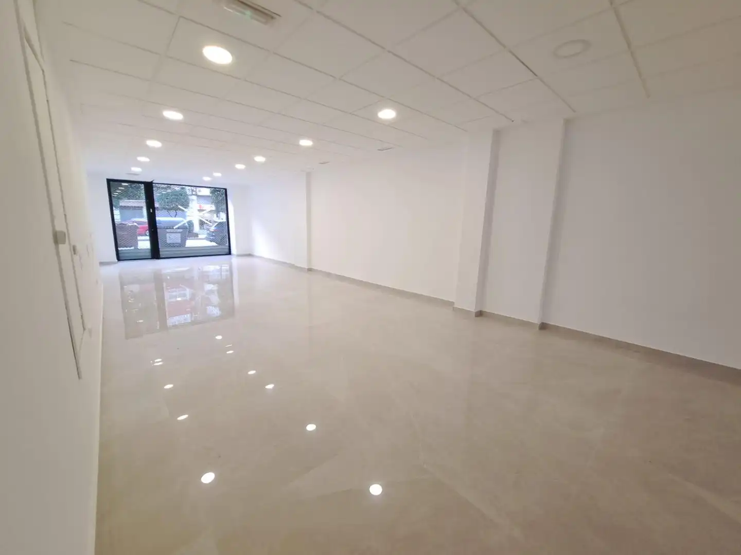 Local de alquiler en Alzira con Aire acondicionado