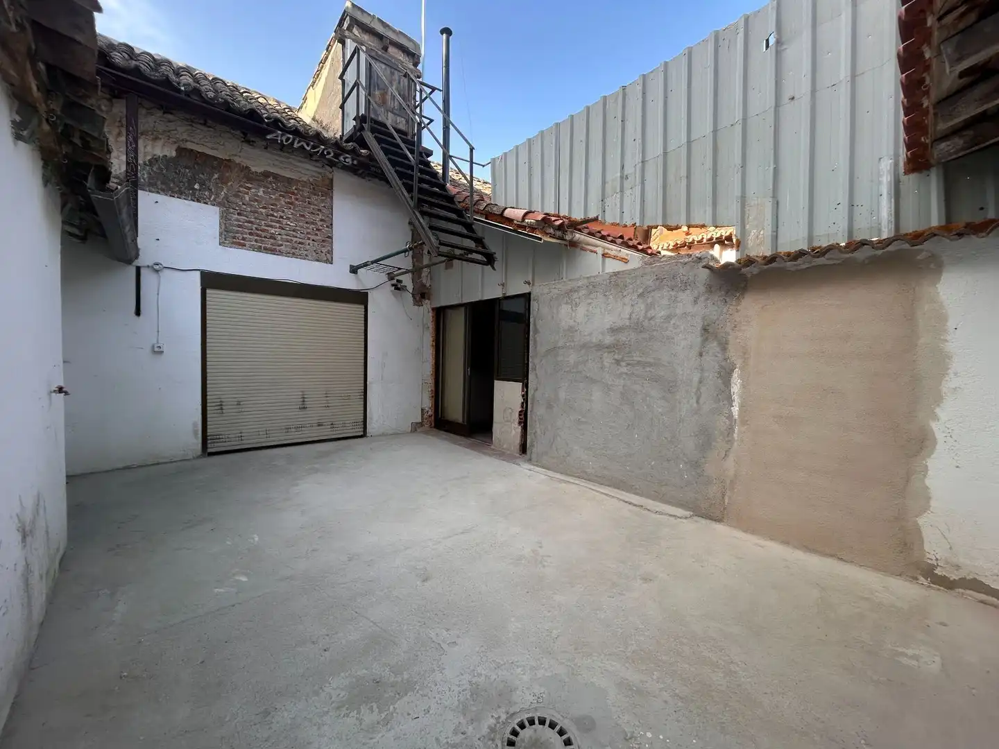 Vista exterior de Casa o xalet en venda en Aranjuez amb Aire condicionat, Calefacció i Traster