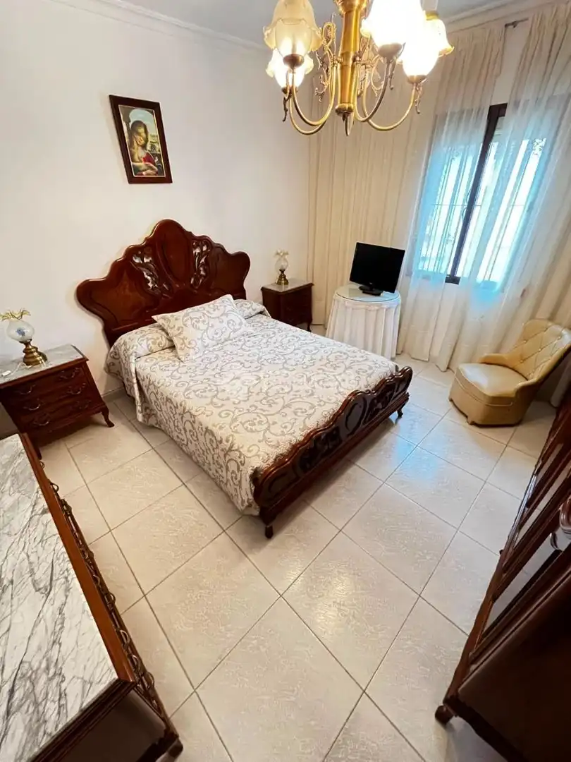 Schlafzimmer von Einfamilien-Reihenhaus zum Verkauf in Puertollano