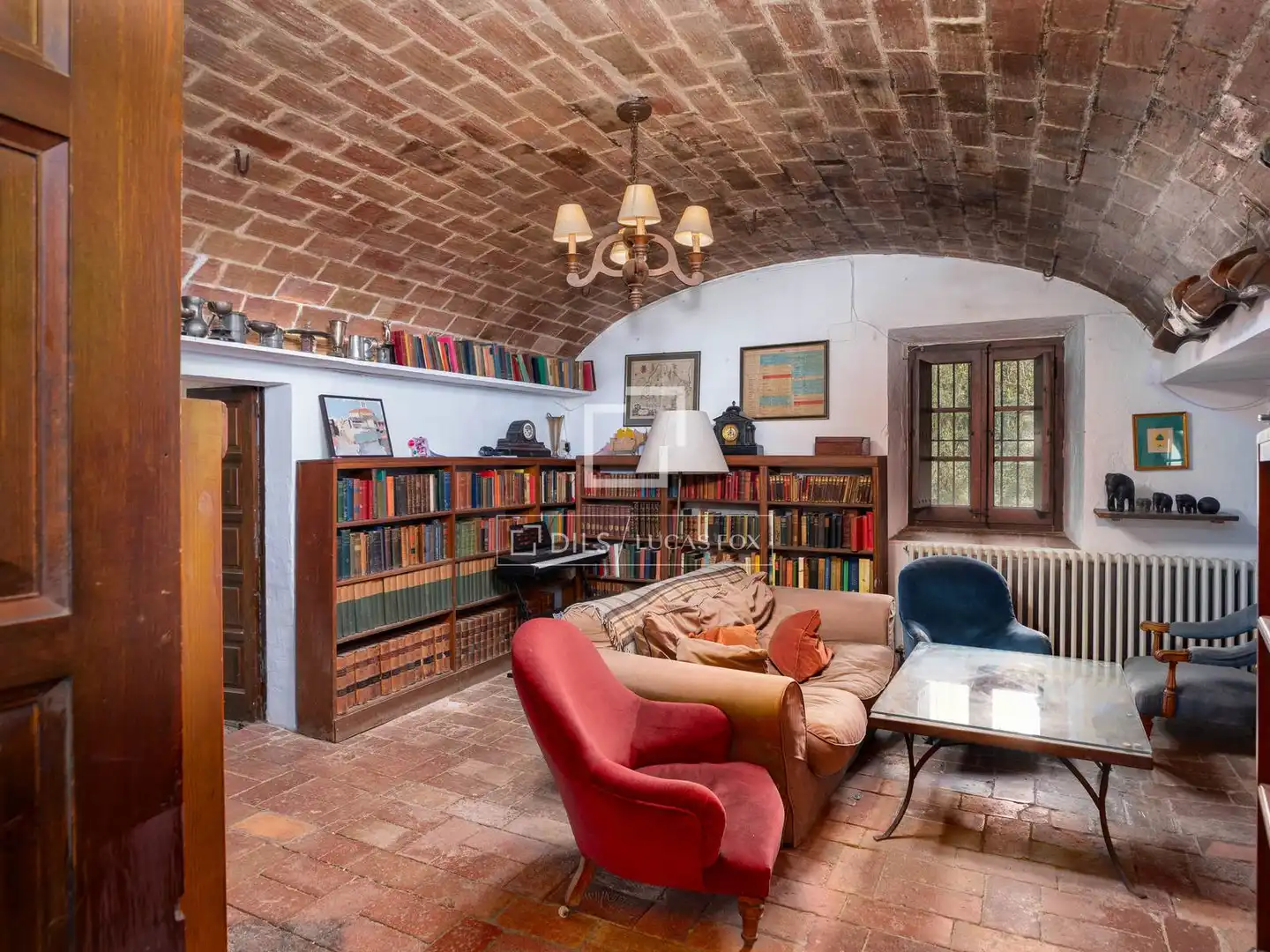Sala d'estar de Finca rústica en venda en Sant Martí Vell amb Calefacció, Jardí privat i Traster