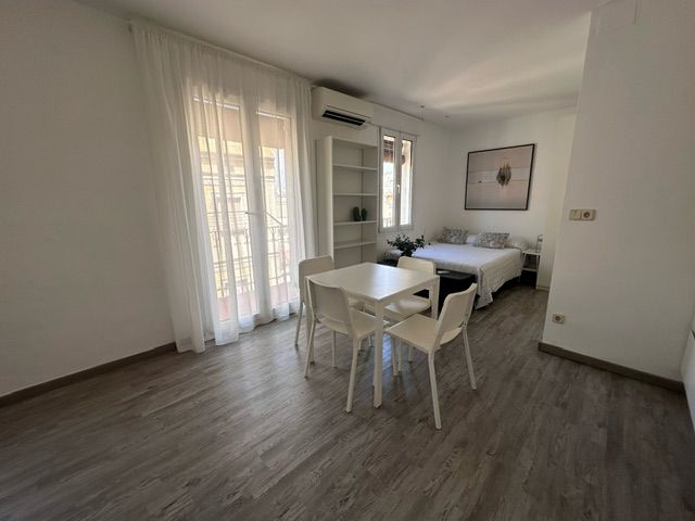 Apartament de lloguer a Carrer del Baluard, La Barceloneta