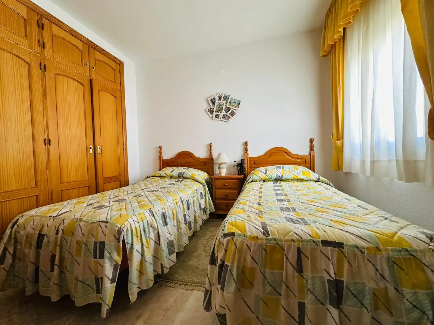 Dormitori de Casa adosada en venda en Mijas amb Aire condicionat, Calefacció i Jardí privat