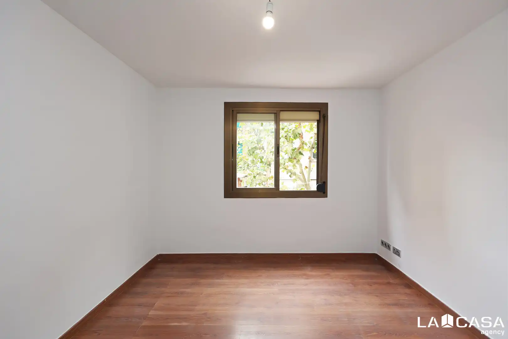 Bedroom of Attic for sale in L'Hospitalet de Llobregat  with Balcony