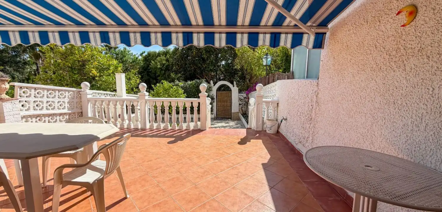 Casa a schiera con terrazza in vendita a Jazmines, imagen 4