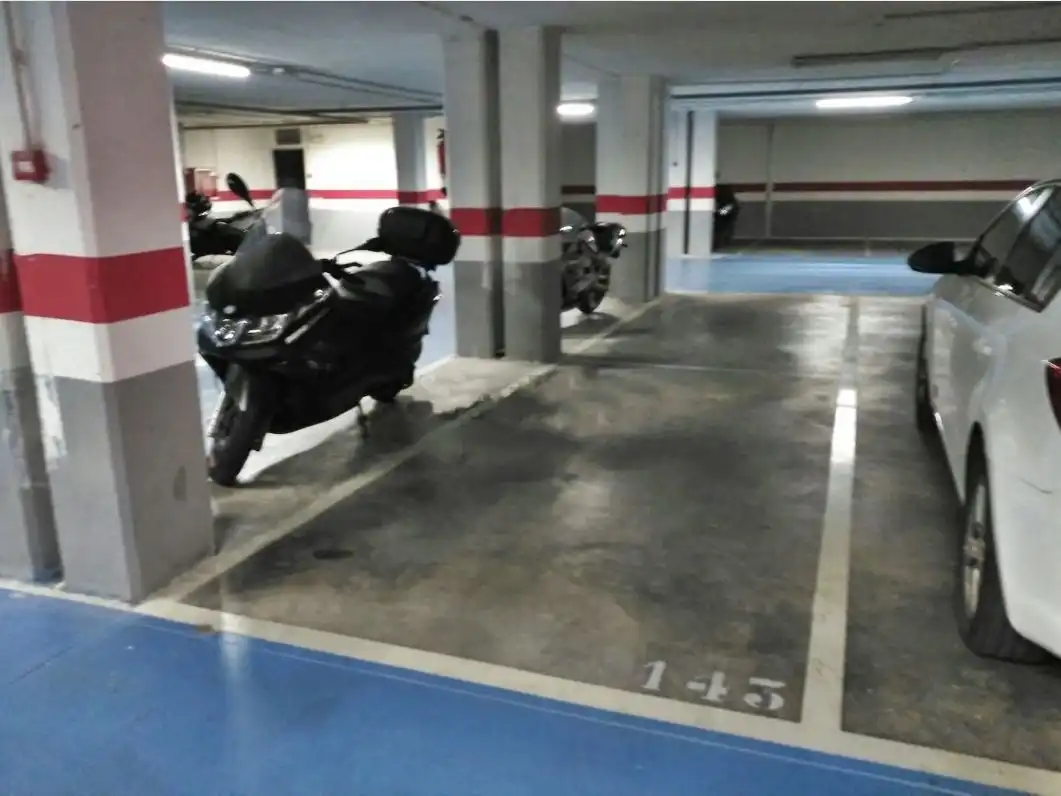 Parking de Garaje de alquiler en Castellón de la Plana / Castelló de la Plana