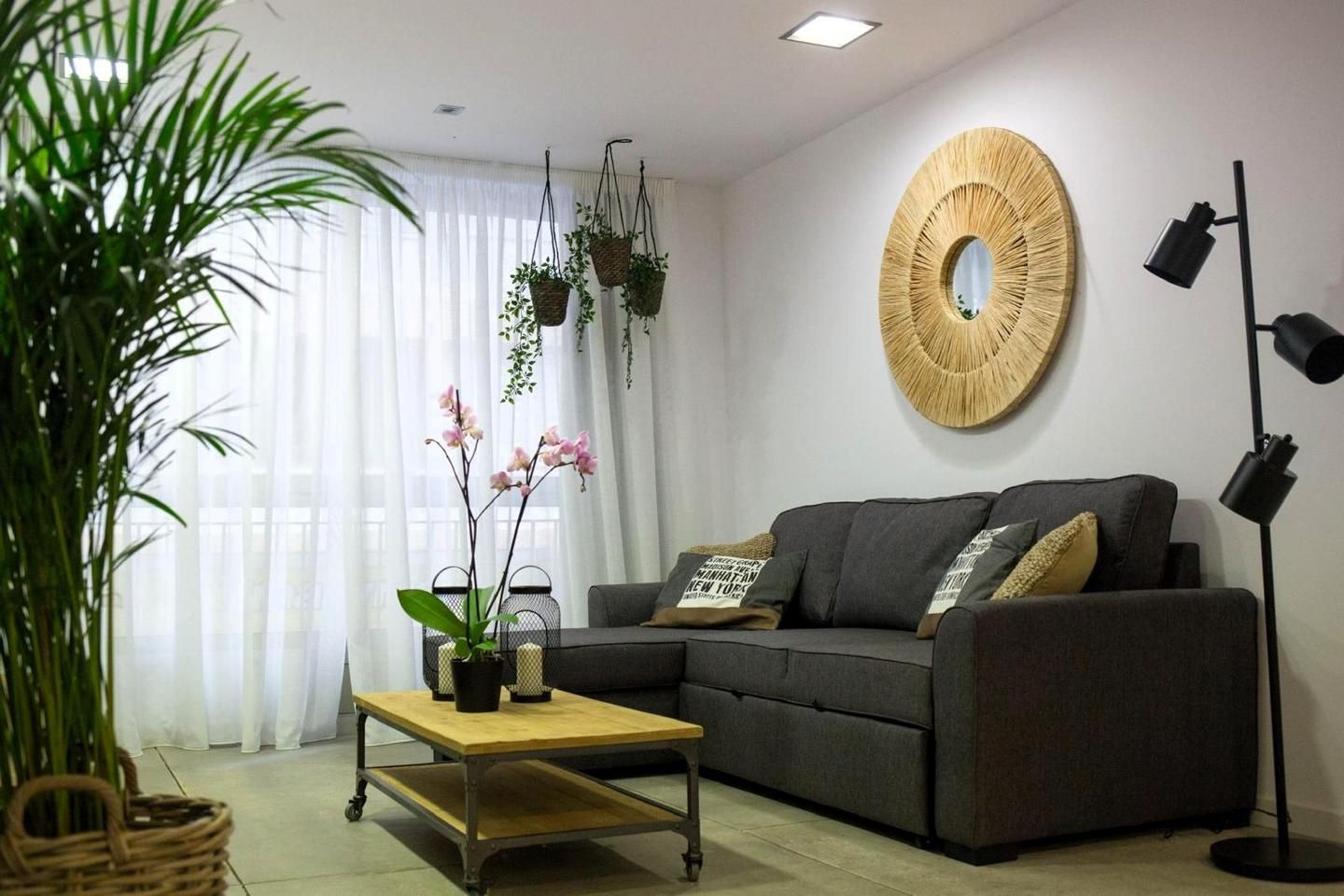 Piso en venta en Carrer Arquebisbe Loaces, Ensanche - Diputación, Centro