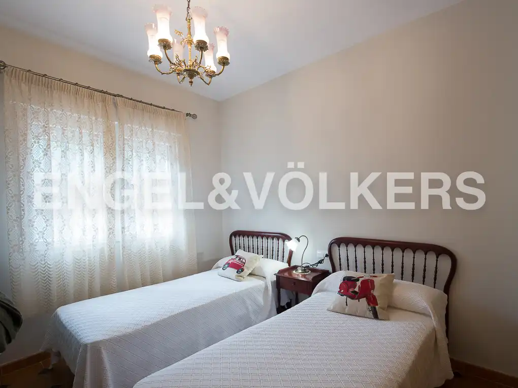 Bedroom of Houses for sale in Náquera  with Air Conditioner, Heating and Private garden