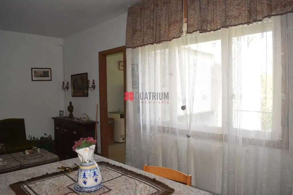 Schlafzimmer von Einfamilien-Reihenhaus zum Verkauf in A Estrada  mit Privatgarten, Terrasse und Balkon
