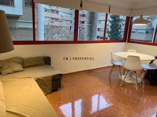 Piso en Alquiler en INSTITUTO OBRERO, 9 en Ciutat de les Ciències i de les Arts - Justicia