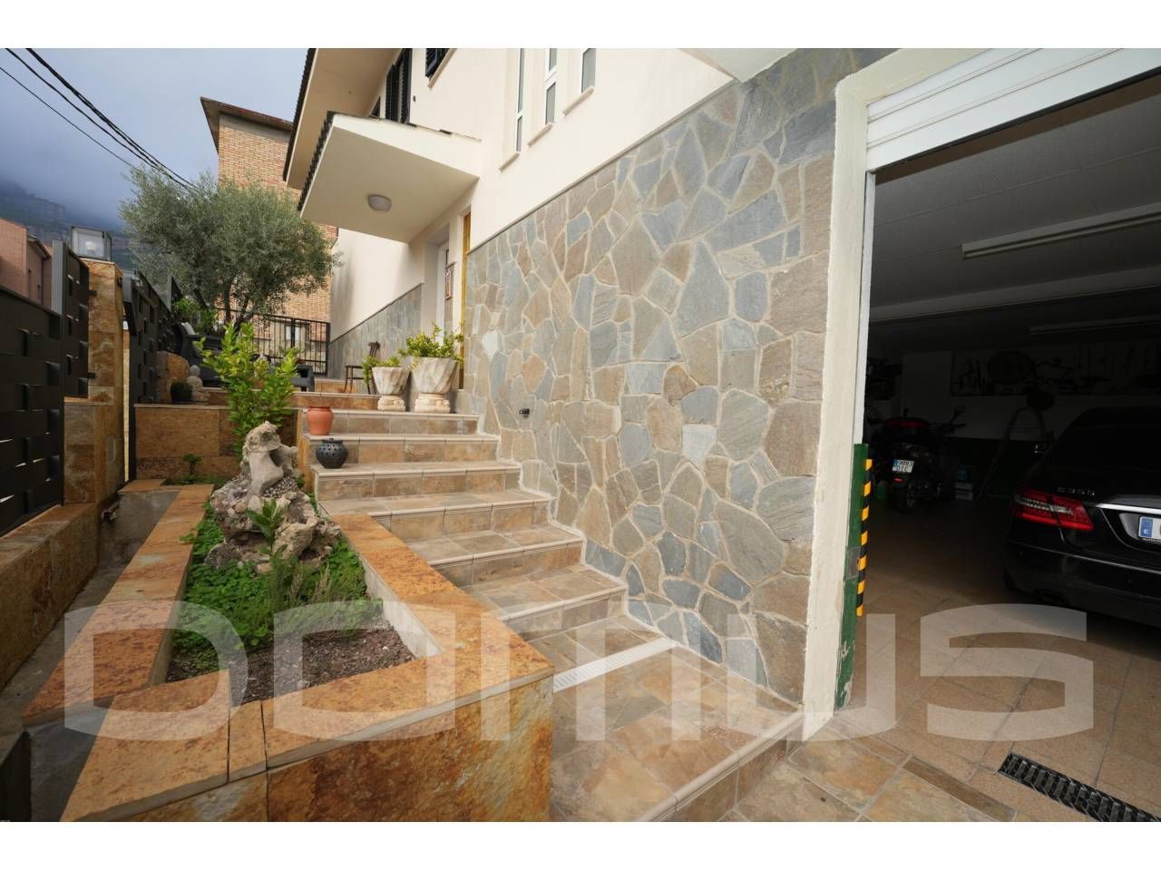 Jardí de Casa o xalet en venda en Monistrol de Montserrat amb Aire condicionat, Calefacció i Jardí privat