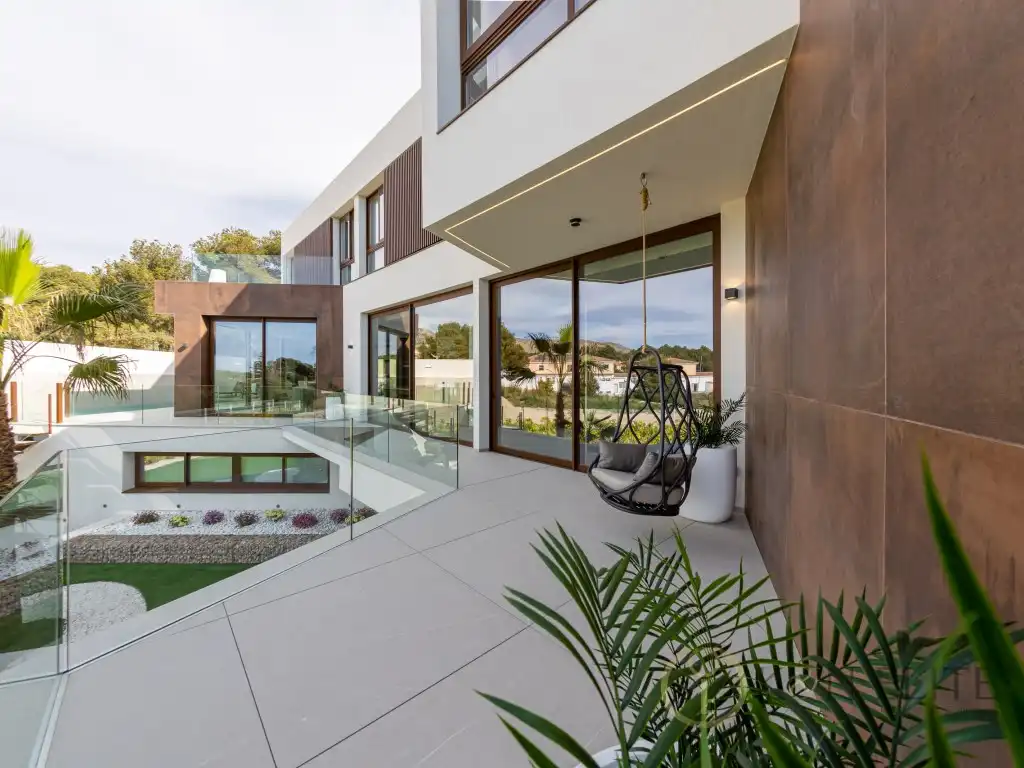Terrassa de Casa o xalet en venda en Benidorm amb Aire condicionat, Terrassa i Piscina