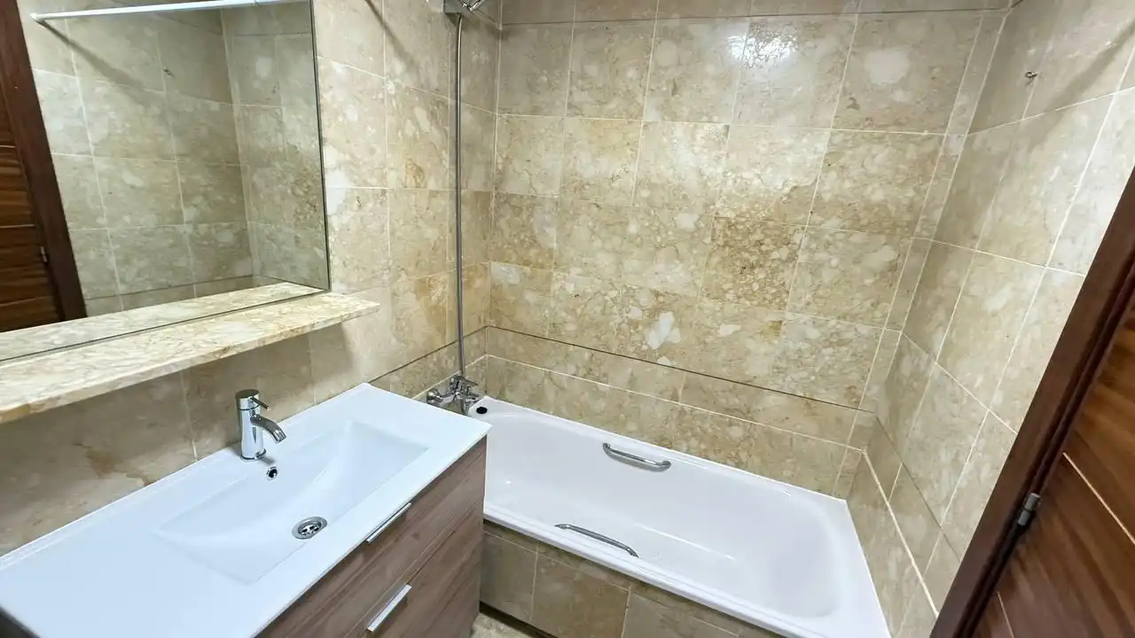 Apartamento con terraza en venta en Avenida PURISIMA, imagen 19