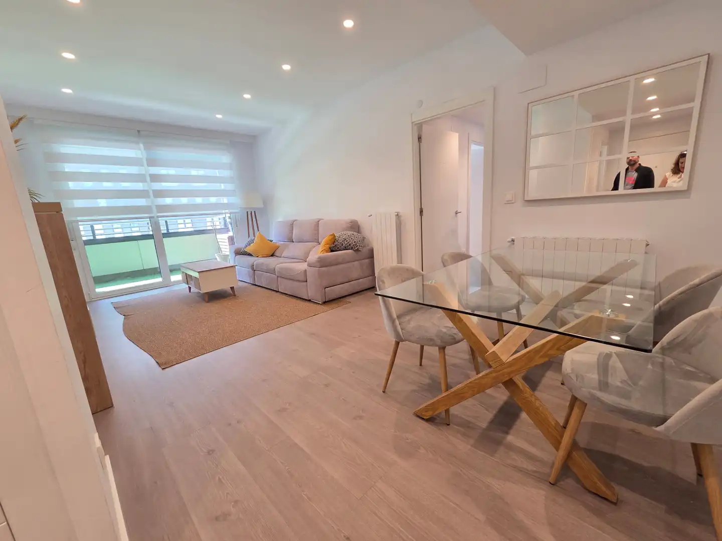 Sala de estar de Piso en venta en Bilbao  con Calefacción, Jardín privado y Parquet