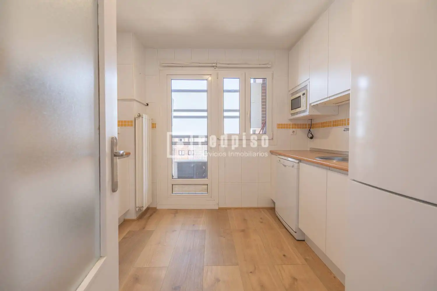 Kitchen of Flat for sale in Madrid  with Air Conditioner, Heating and Private garden