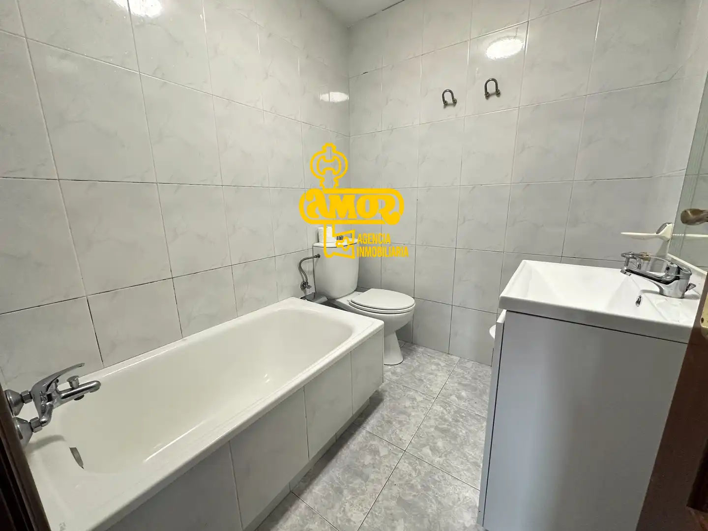 Baño de Casa o chalet en venta en Santiago de Compostela  con Calefacción
