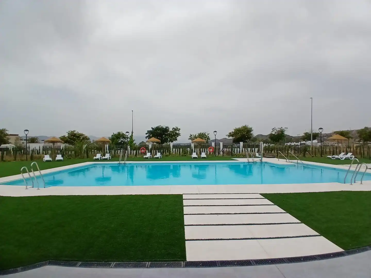 Piscina de Piso en venta en Málaga con Aire acondicionado, Jardín privado y Terraza