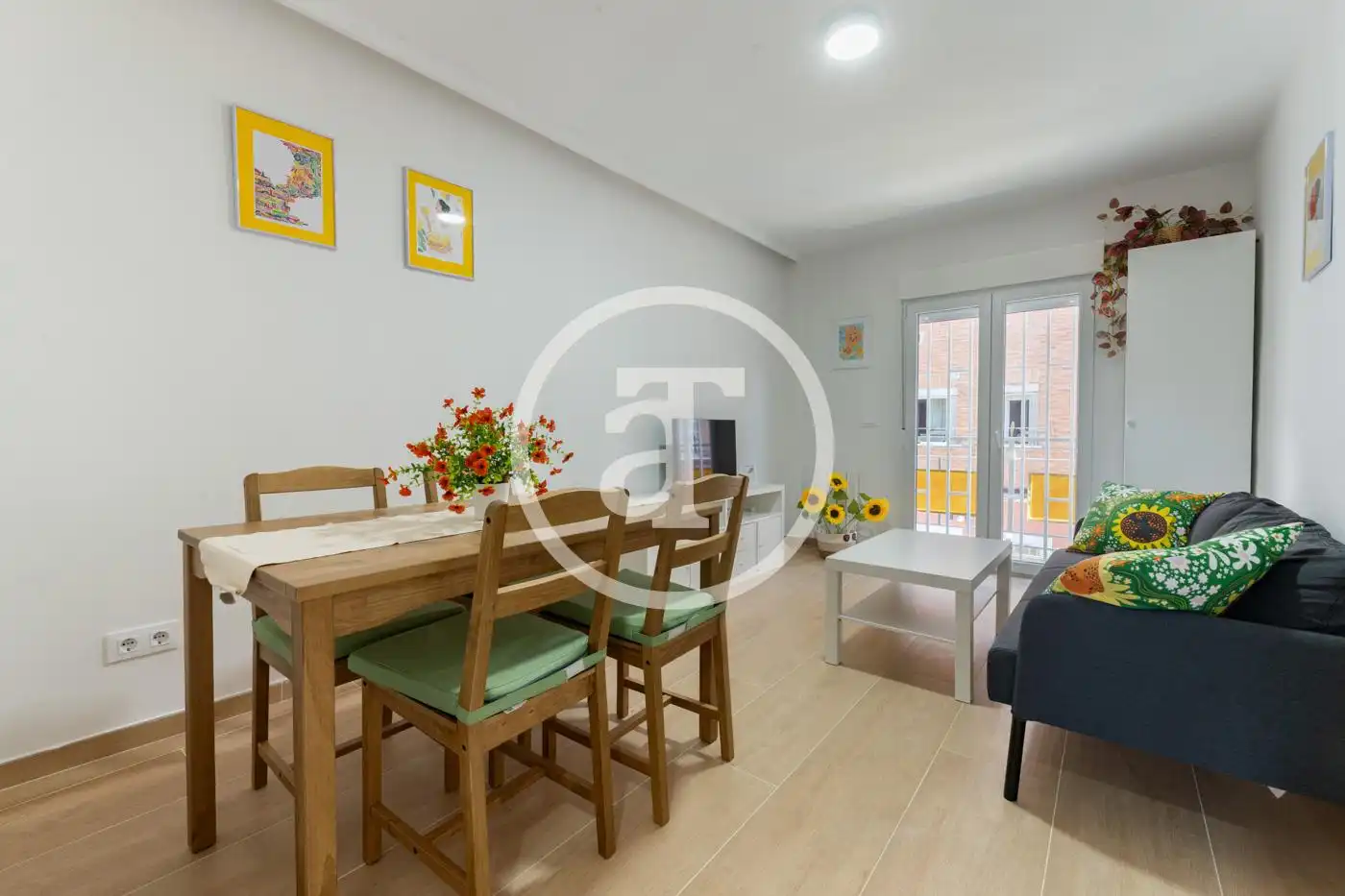 Sala de estar de Piso de alquiler en Madrid con Aire acondicionado, Calefacción y Amueblado