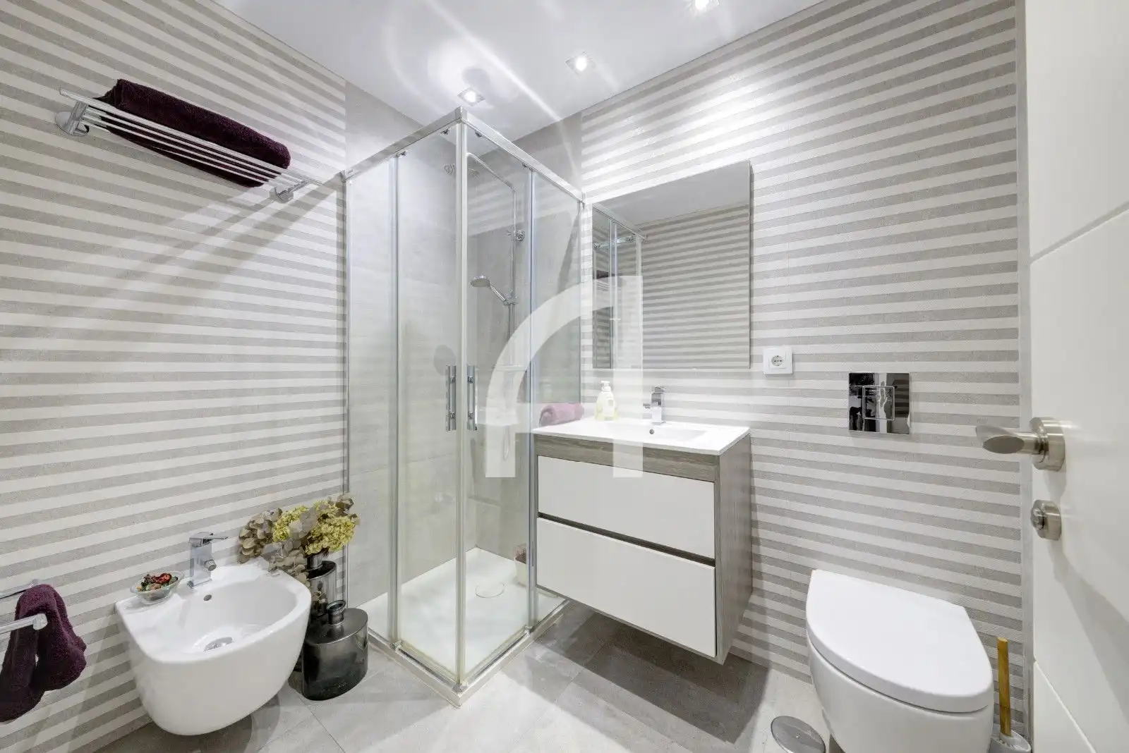 Baño de Piso en venta en Madrid con Aire acondicionado y Calefacción