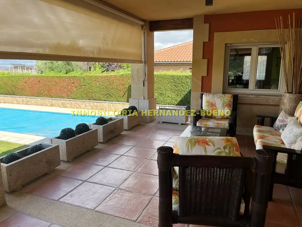 Terraza de Casa o chalet en venta en Carbajosa de la Sagrada con Aire acondicionado, Calefacción y Jardín privado