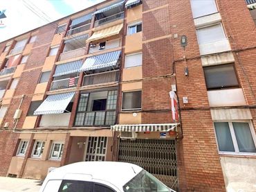 Pis amb balcó en venda a Calle BENET MARGARIT 18