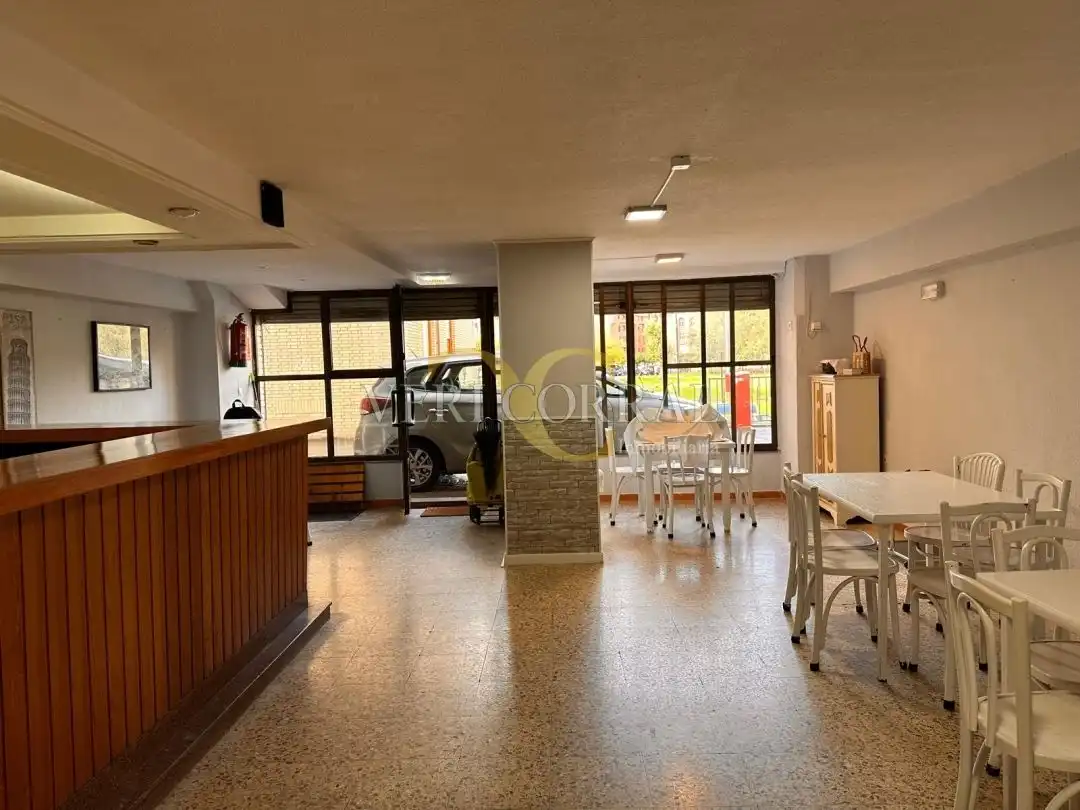 Local comercial en venda a Calle Favila 1, imagen 7