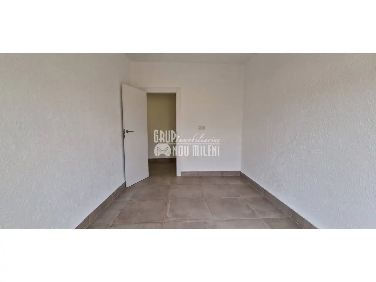 Habitación de Piso de alquiler en Catarroja con Aire acondicionado, Calefacción y Balcón