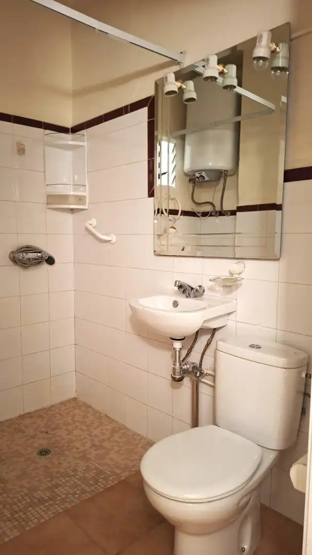 Badezimmer von Büro zur Miete in Sevilla