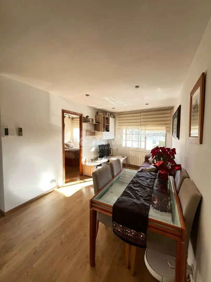 Sala de estar de Piso en venta en Barcelona con Calefacción y Parquet