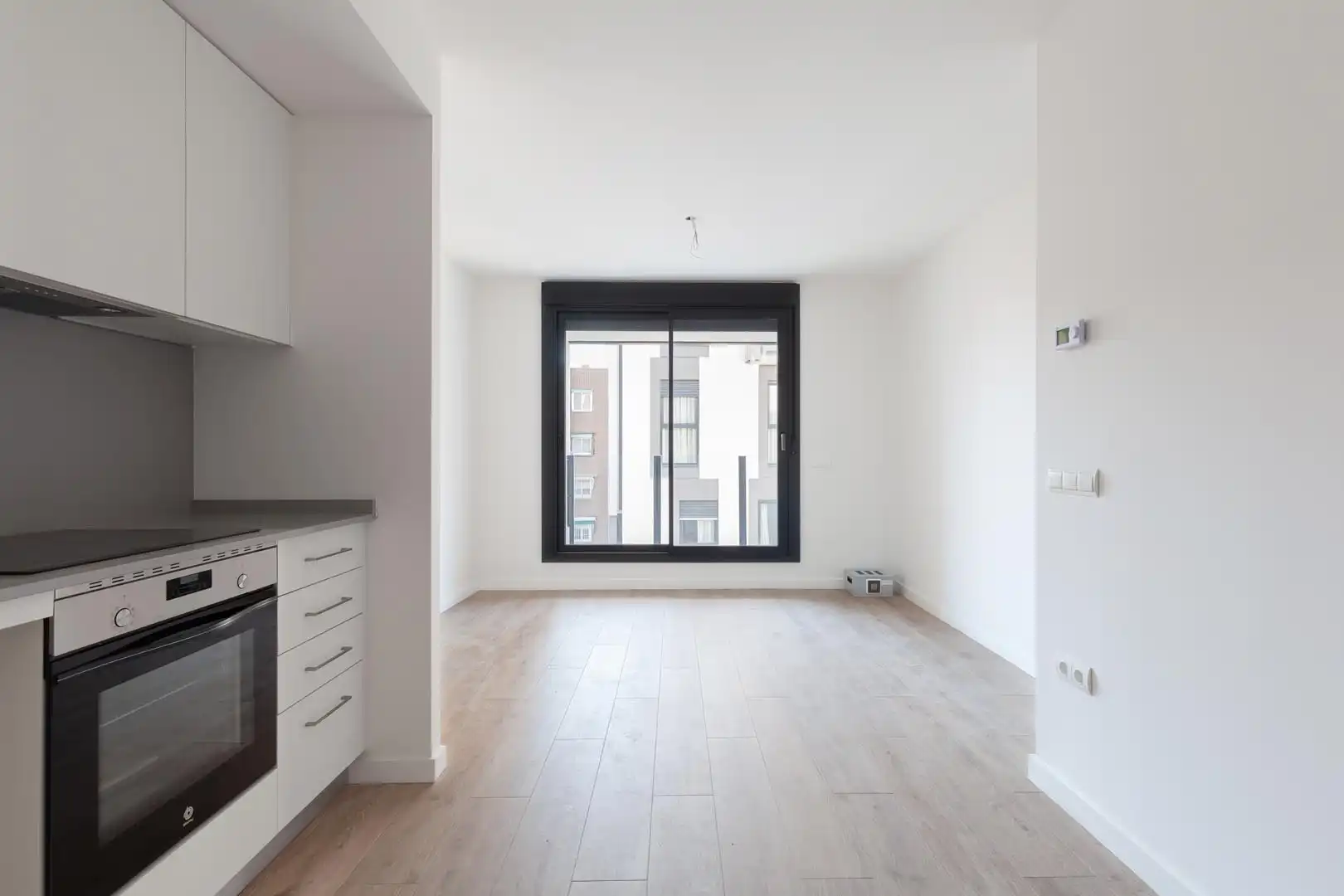 Piso en venta en Calle Esperanza Sánchez Carrascosa, 45, Valdeacederas