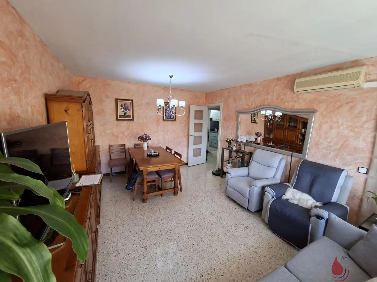 Living room of Flat for sale in Bellvei  with Air Conditioner, Heating and Storage room