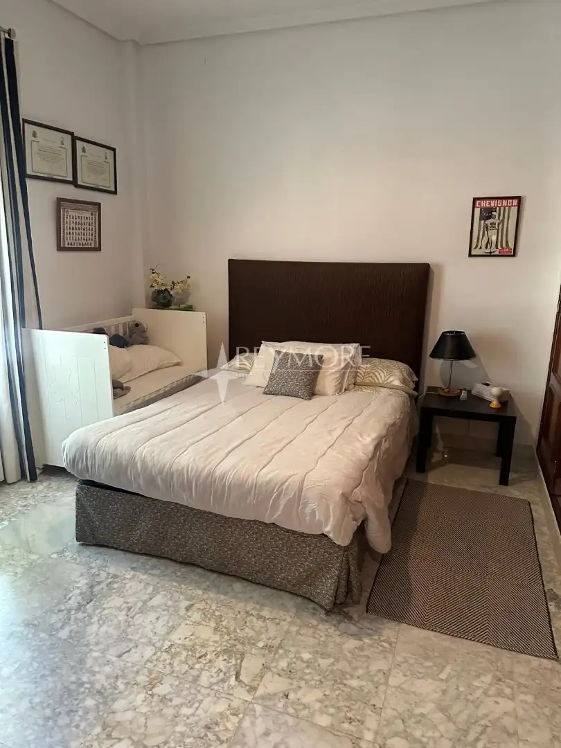 Houses for sale in Poniente-Norte - Miralbaida - Parque Azahara