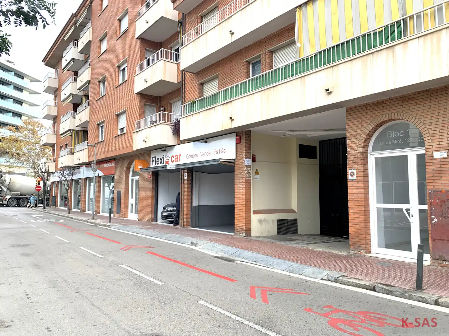 Vista exterior de Garaje en venta en Esplugues de Llobregat