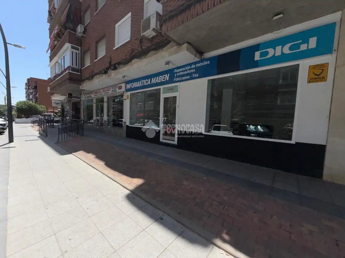 Commercial properties for sale in Madrid  with Air Conditioner