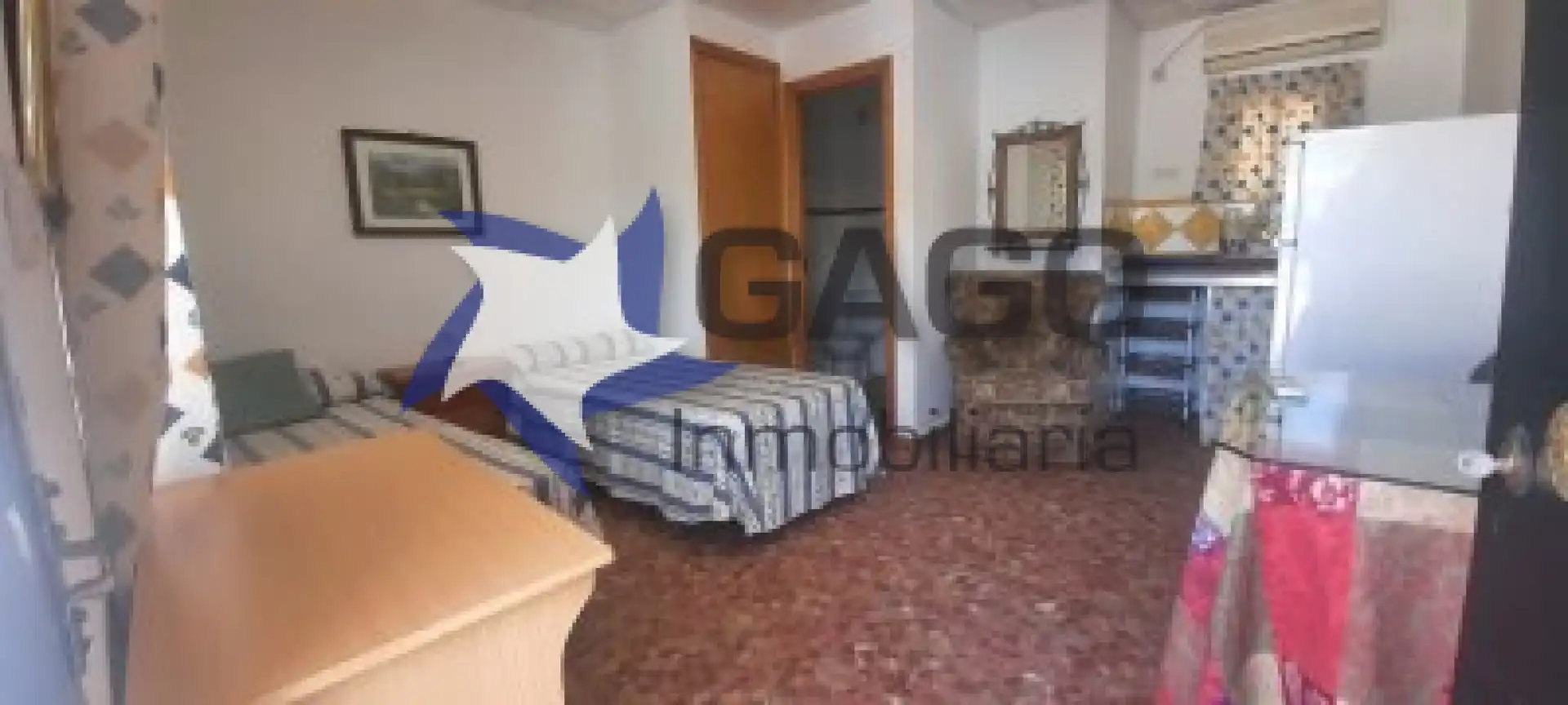 Dormitori de Estudi de lloguer en Córdoba amb Aire condicionat i Moblat