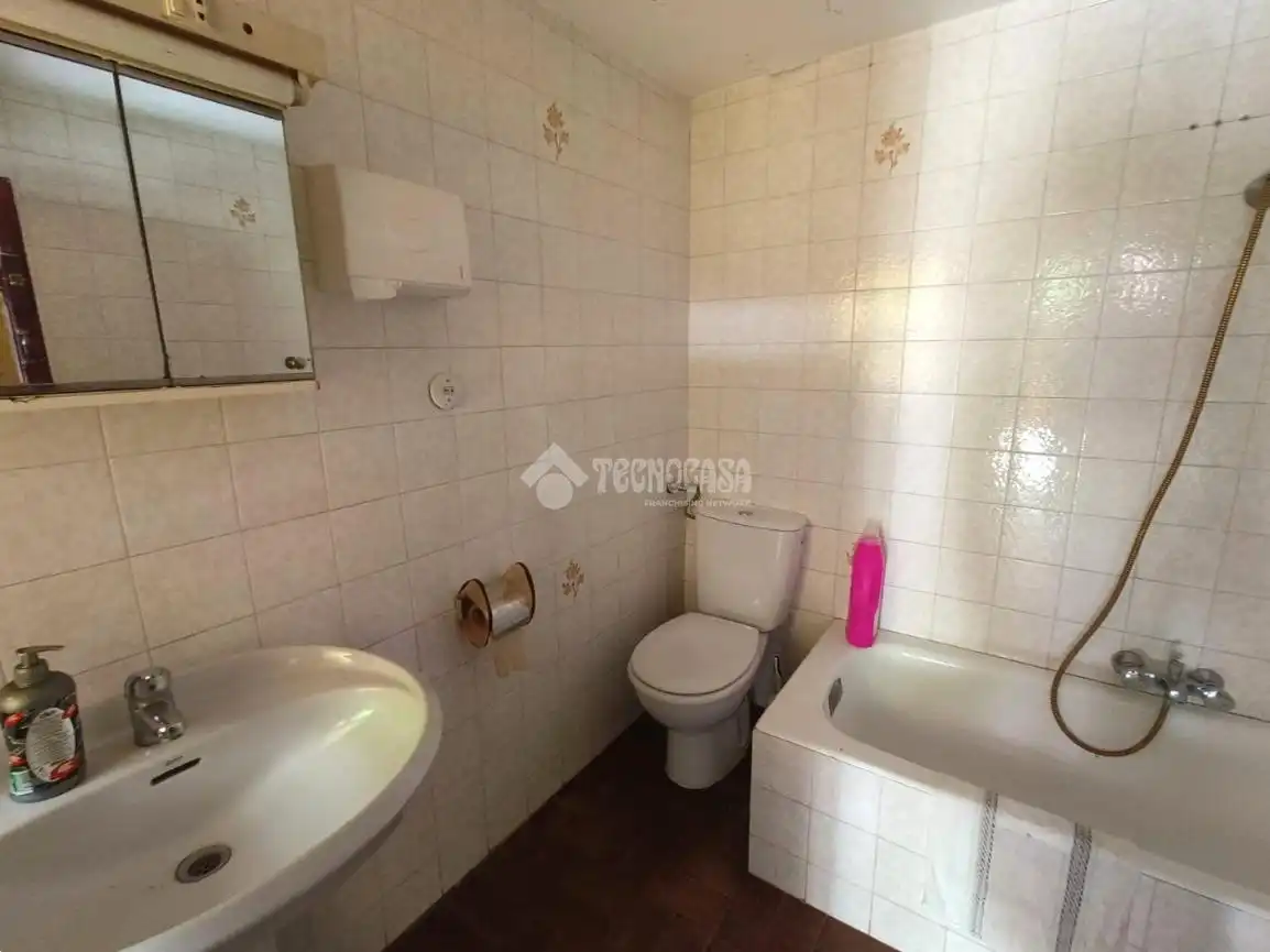 Bathroom of Houses for sale in Serrada