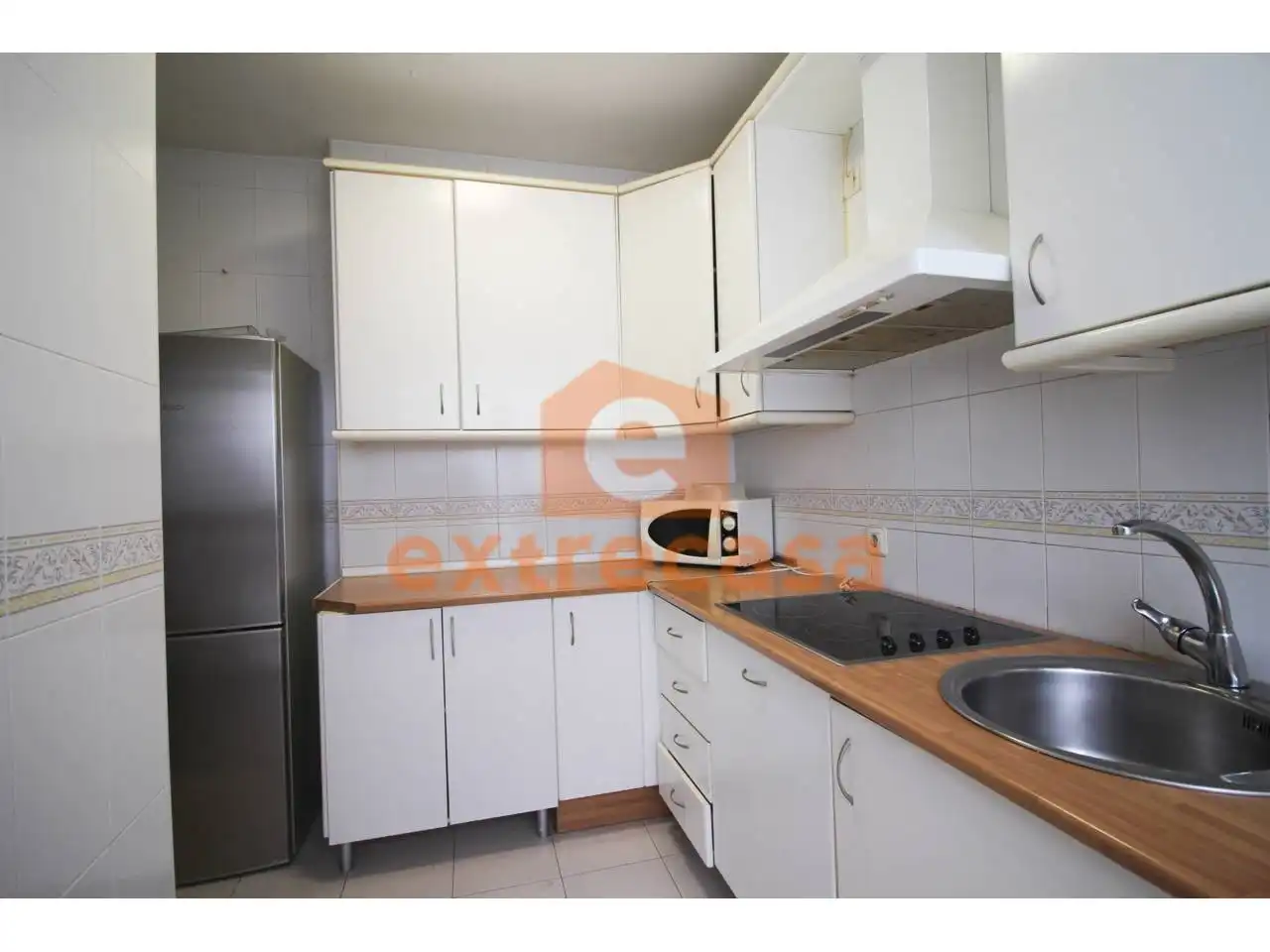 Cuina de Apartament en venda en Badajoz amb Aire condicionat i Terrassa