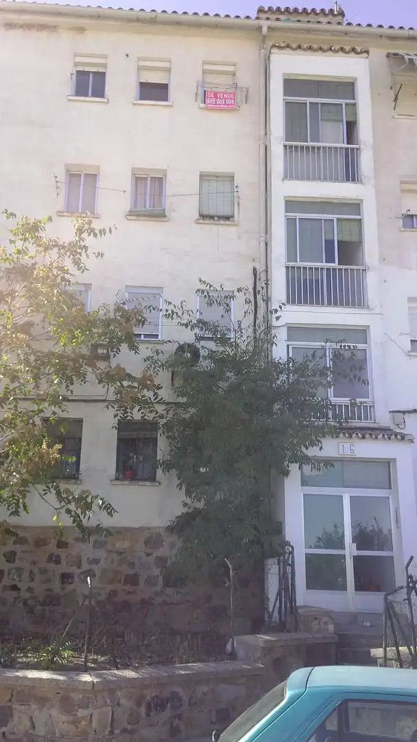 Vista exterior de Apartament en venda en Cáceres