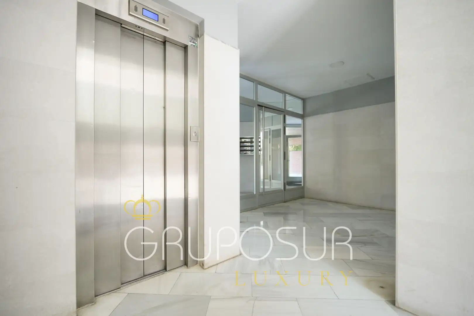 Wohnung zum Verkauf in Valladolid mit Heizung, Privatgarten und Parkett