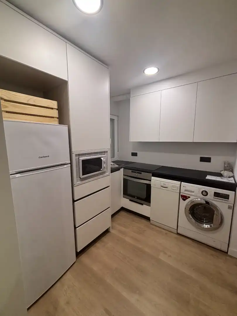 Küche von Wohnung zur Miete in Salamanca mit Heizung, Möbliert und Ofen