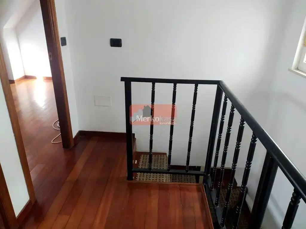 Dúplex en venda en Lugo amb Calefacció, Traster i Moblat