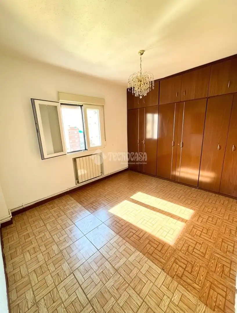 Flat for sale in Fuencarral - El Pardo, imagen 2