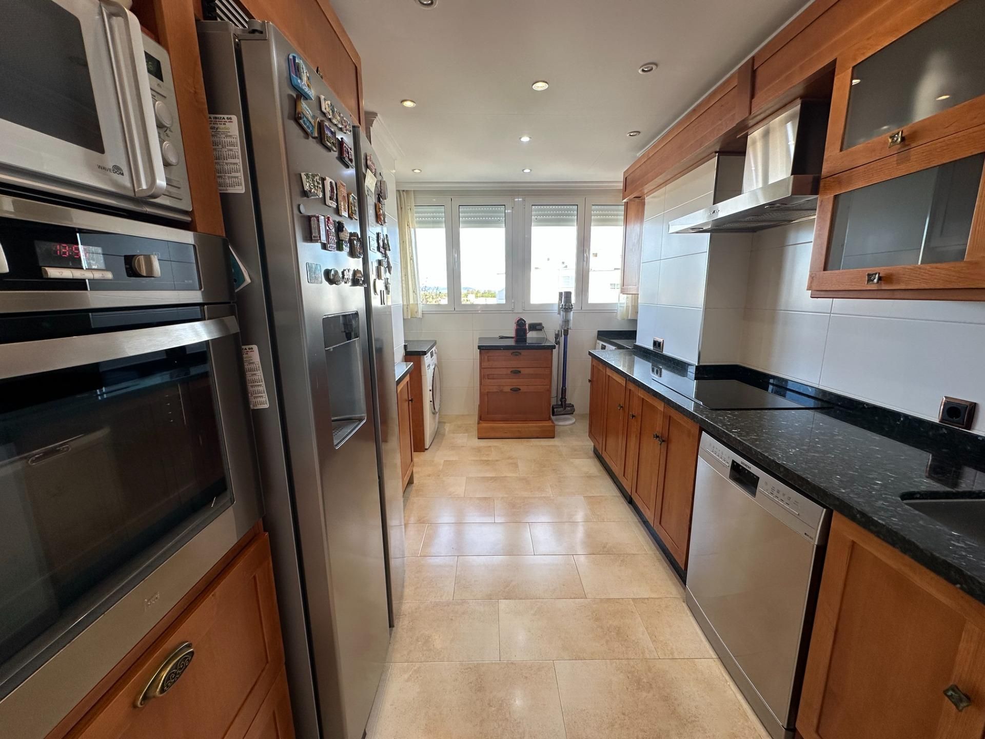 Cocina de Piso en venta en El Puerto de Santa María con Aire acondicionado, Jardín privado y Amueblado