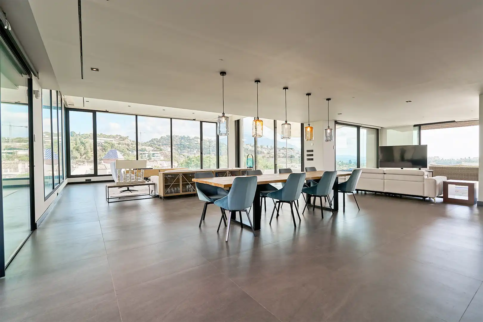 Comedor de Casa o chalet en venta en Benahavís con Aire acondicionado, Calefacción y Jardín privado