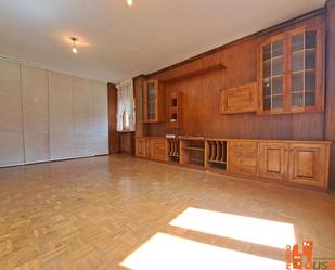Sala d'estar de Pis de lloguer en Real Sitio de San Ildefonso amb Piscina comunitària