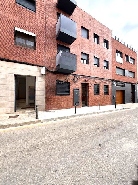 Vista exterior de Dúplex en venda en Sant Boi de Llobregat amb Aire condicionat, Calefacció i Parquet