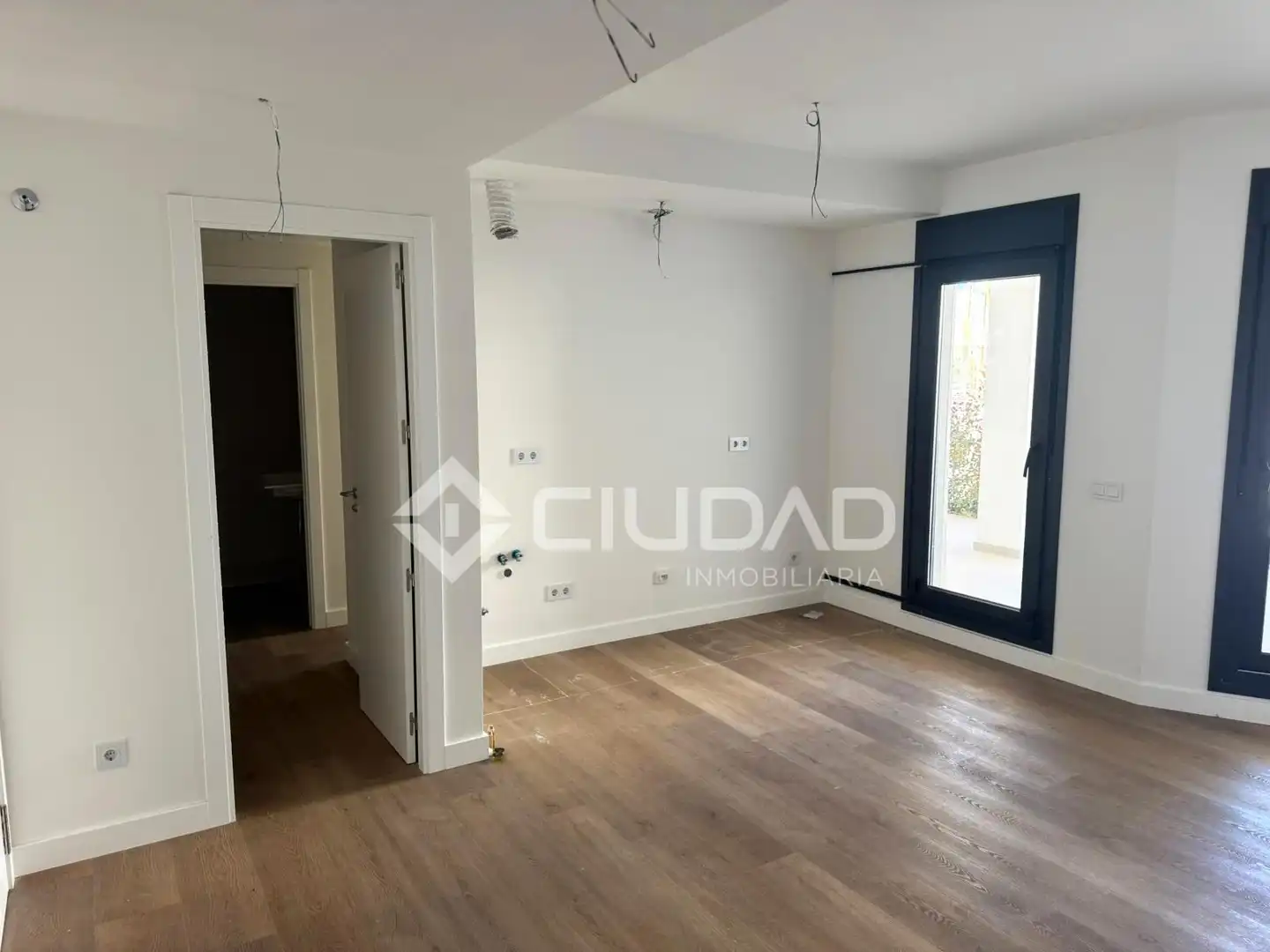 Habitación de Piso en venta en Sanlúcar de Barrameda con Jardín privado, Terraza y Trastero