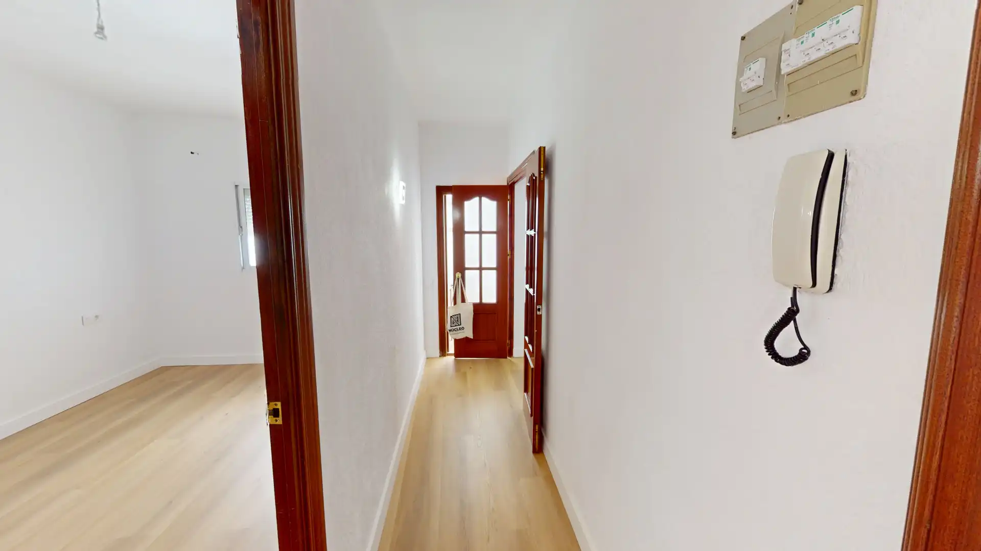 Wohnung zum Verkauf in Almería mit Klimaanlage und Waschmaschine