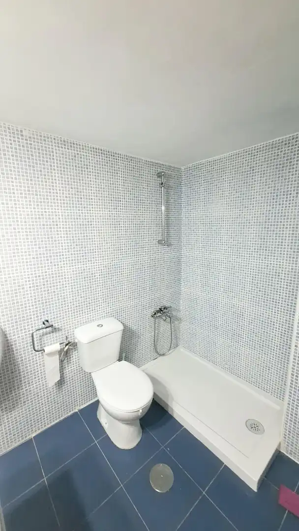 Badezimmer von Wohnung zum Verkauf in Ponferrada mit Heizung