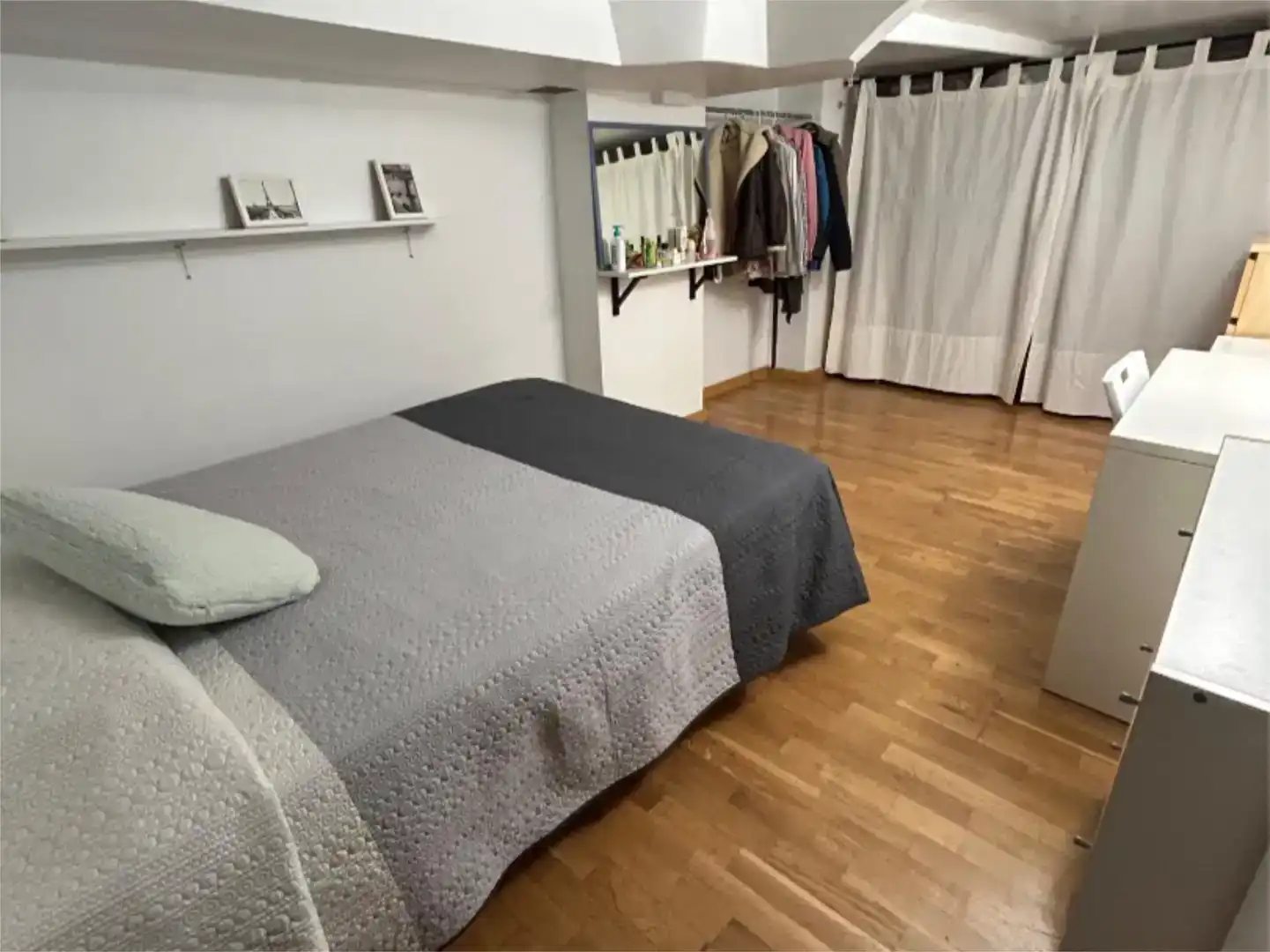 Bedroom of Flat for share in Horta - Guinardó