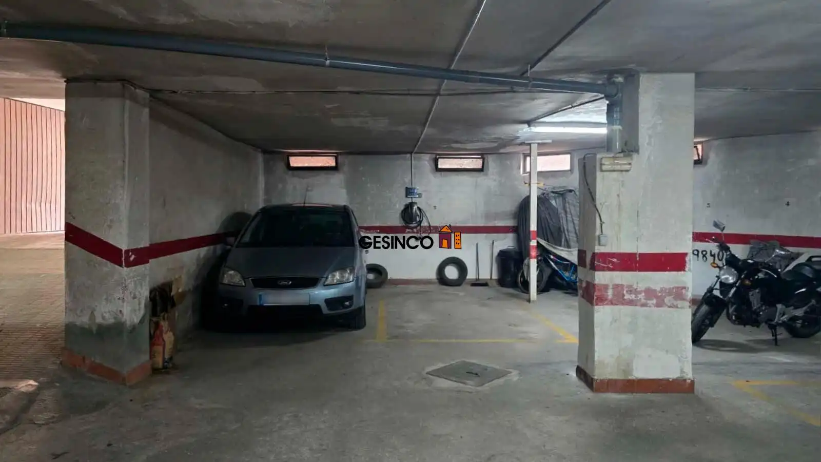 Einzelparkplatz zum Verkauf in Avenida del Comte de Torrefiel 20, imagen 2